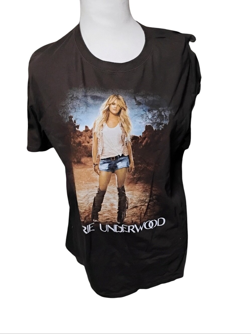 ❤️ Carrie Underwood Tour Shirt